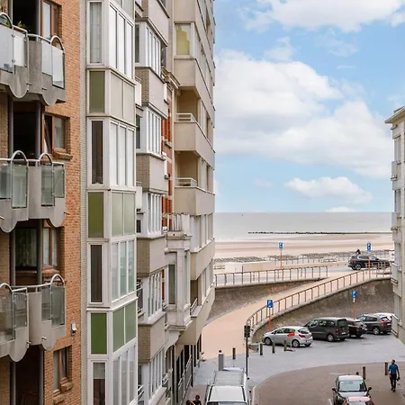 Cosy With 2 Terraces Right At The Beach Apartment Ostend